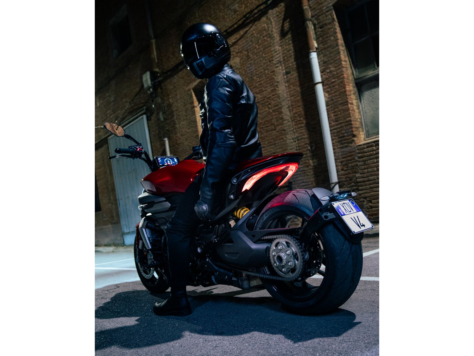 Мотоцикл DUCATI XDiavel V4 (RED) 2026